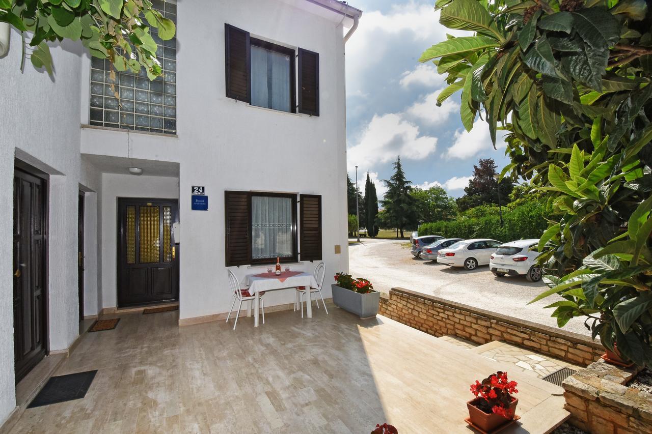 Apartment Sambris No 1 Vrsar Exteriér fotografie